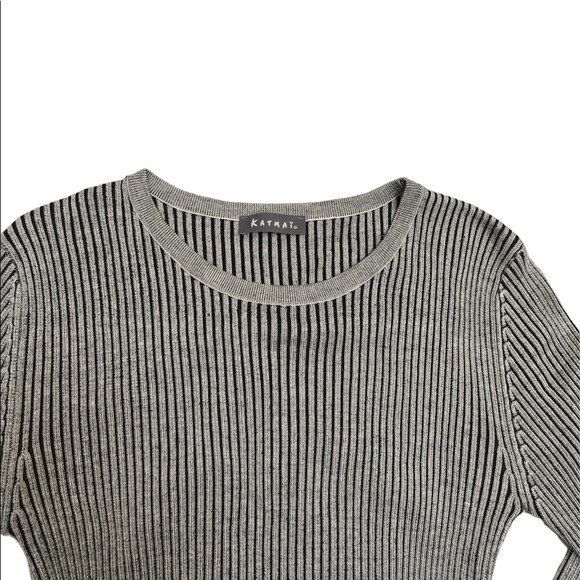 Black and Grey Contrast Ribbed Sweater - Picture 1 of 2